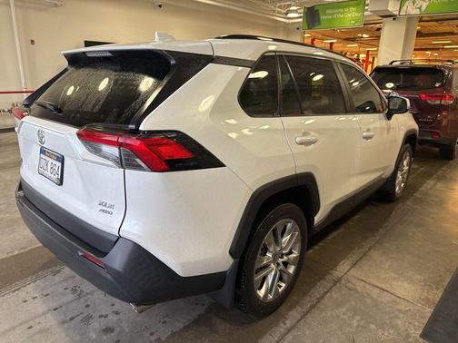 2023 Toyota RAV4 XLE Premium