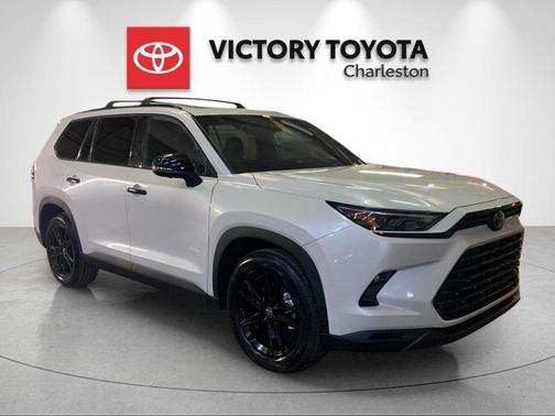 2026 Toyota Highlander Hybrid Base
