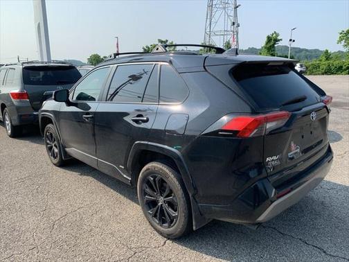 2023 Toyota RAV4 Hybrid SE