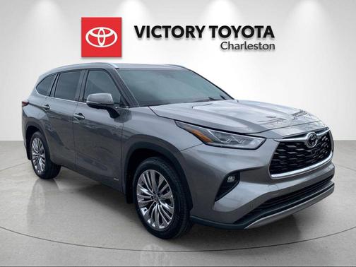 Heavy Metal 2026 Toyota Highlander Hybrid Platinum