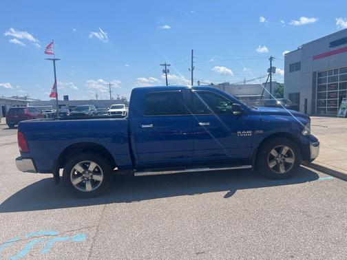 Blue Streak Pearlcoat 2016 RAM 1500 Big Horn