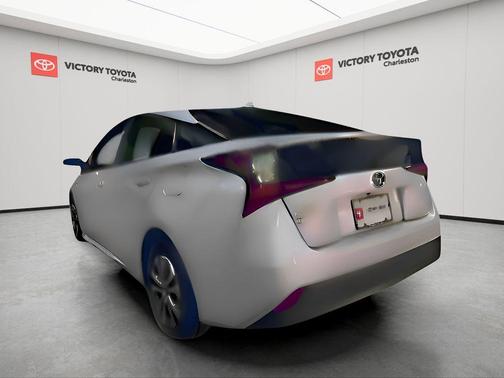2021 Toyota Prius LE