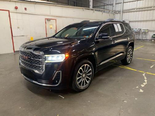 2022 GMC Acadia Denali