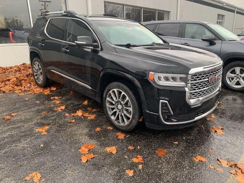 2022 GMC Acadia Denali