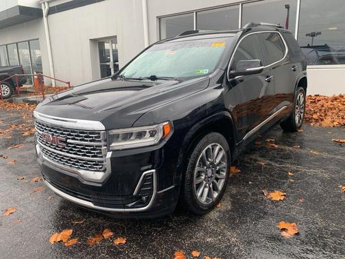 2022 GMC Acadia Denali