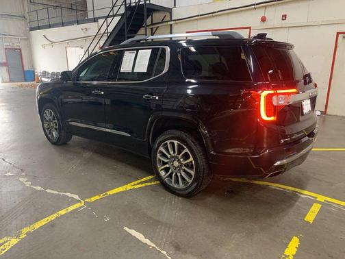 2022 GMC Acadia Denali