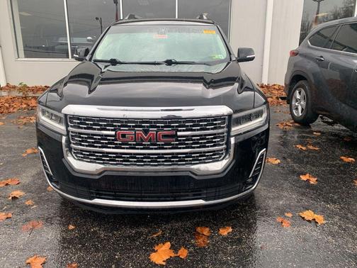 2022 GMC Acadia Denali