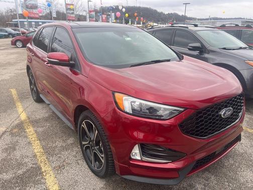 2019 Ford Edge ST