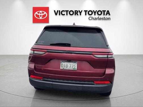 Velvet Red Pearlcoat 2025 Jeep Grand Cherokee Altitude