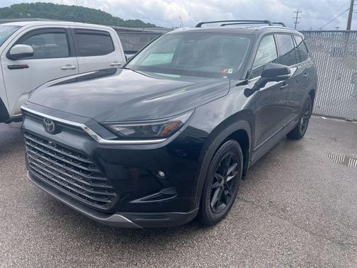 Midnight Black Metallic 2026 Toyota Grand Highlander Platinum