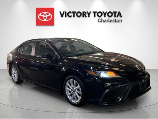 Midnight Black 2023 Toyota Camry SE