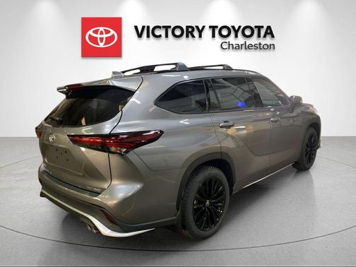 2026 Toyota Highlander XSE