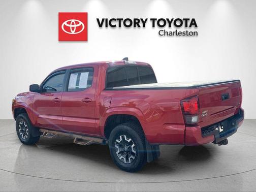 Barcelona Red Metallic 2022 Toyota Tacoma SR