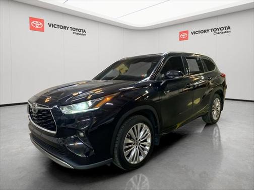 2023 Toyota Highlander Platinum