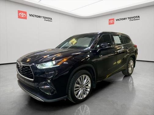 2023 Toyota Highlander Platinum