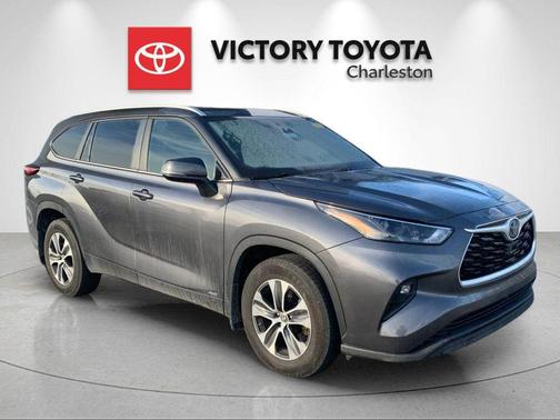 2023 Toyota Highlander Hybrid XLE