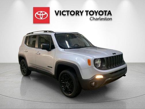Glacier Metallic 2018 Jeep Renegade Upland