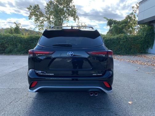 2026 Toyota Highlander XSE