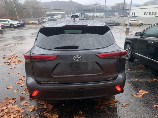 2020 Toyota Highlander L