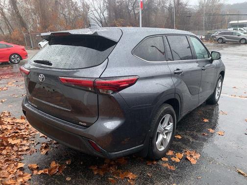 2020 Toyota Highlander L