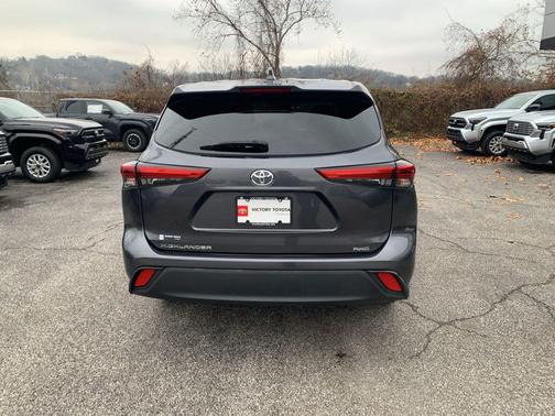 2020 Toyota Highlander L