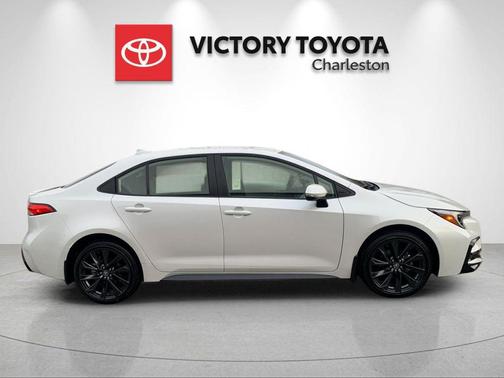 2026 Toyota Corolla Hybrid SE