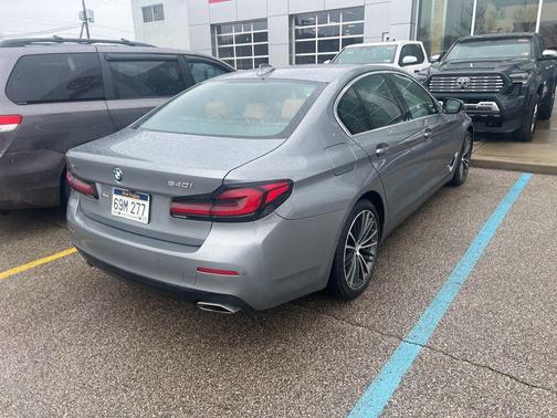 2023 BMW 540 i xDrive