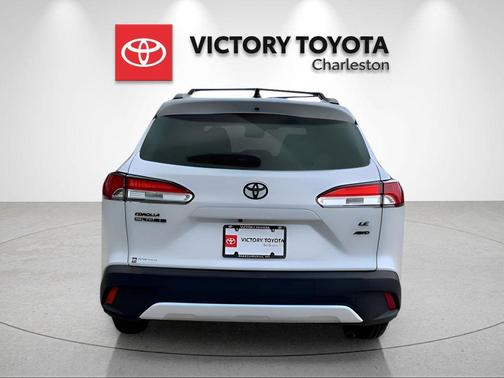 2025 Toyota Corolla Cross LE