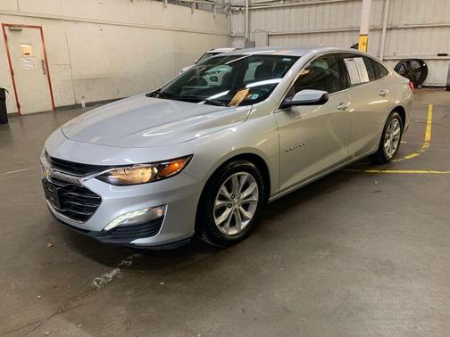 2021 Chevrolet Malibu FWD LT