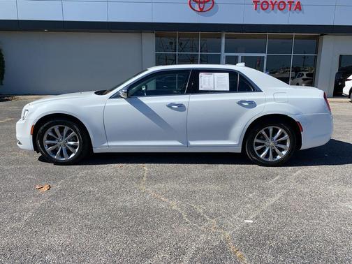 2019 Chrysler 300 Limited