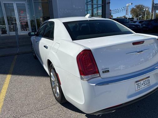 2019 Chrysler 300 Limited