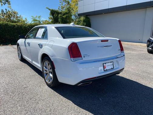 2019 Chrysler 300 Limited