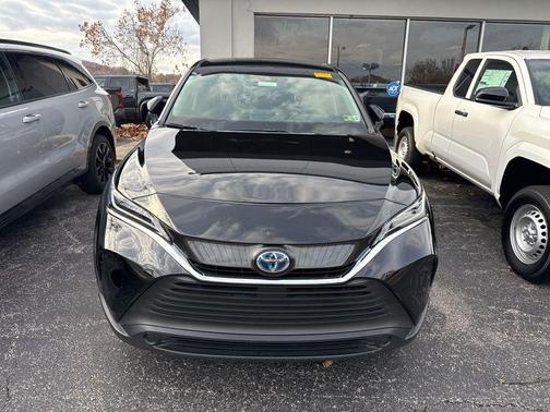 2021 Toyota Venza LE