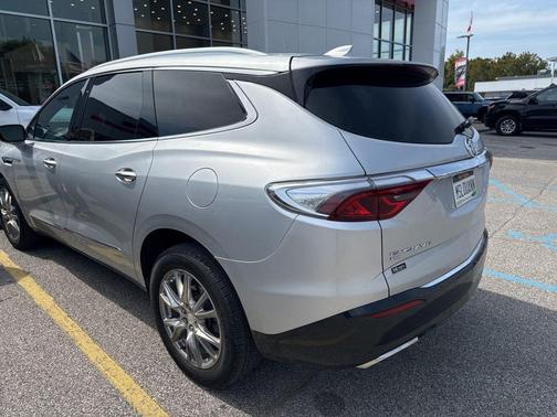 2022 Buick Enclave AWD Premium