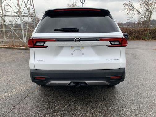 2026 Toyota Grand Highlander Platinum