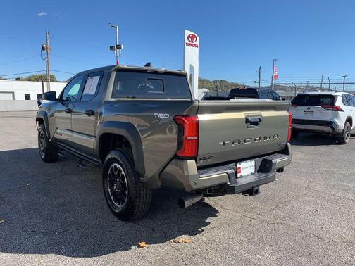 2025 Toyota Tacoma TRD Off Road