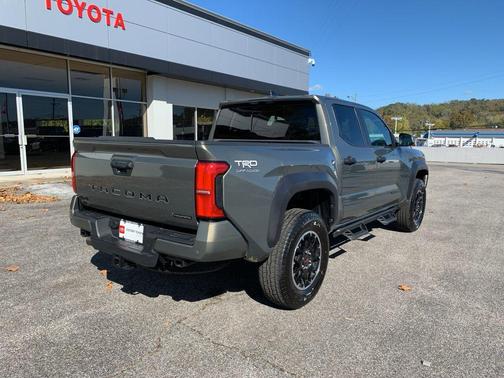 2025 Toyota Tacoma TRD Off Road