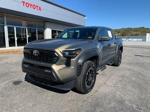2025 Toyota Tacoma TRD Off Road