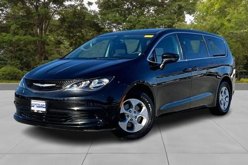 2017 Chrysler Pacifica LX