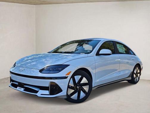 2025 Hyundai IONIQ 6 SE