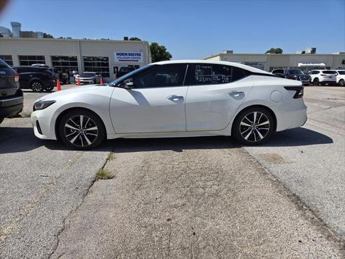 2022 Nissan Maxima SV Xtronic CVT
