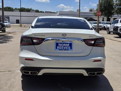2022 Nissan Maxima SV Xtronic CVT
