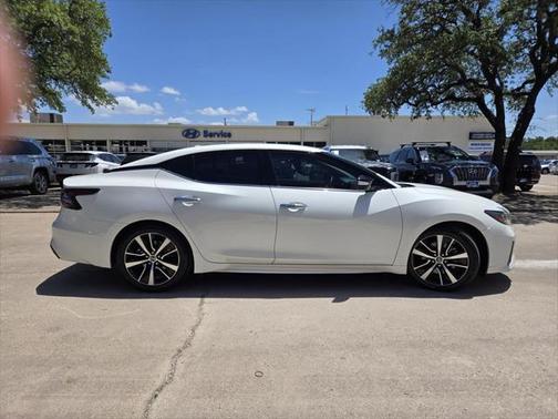 2022 Nissan Maxima SV Xtronic CVT
