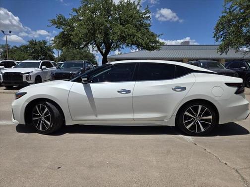 2022 Nissan Maxima SV Xtronic CVT