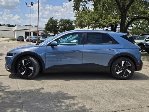 2025 Hyundai IONIQ 5 SE