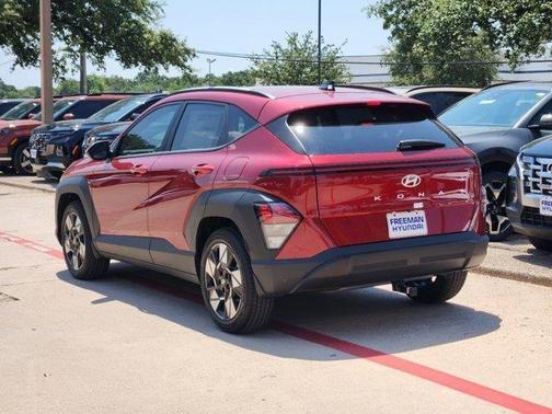 2024 Hyundai KONA SEL
