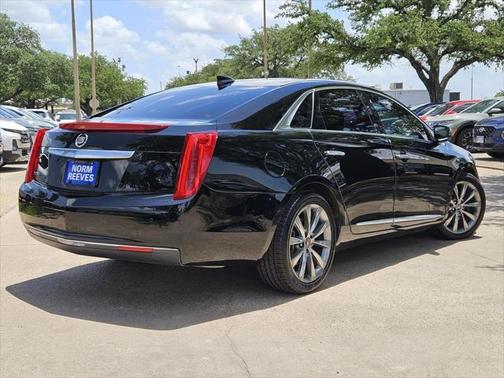 2015 Cadillac XTS Standard
