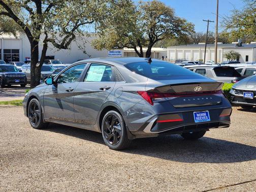 2026 Hyundai ELANTRA Sport