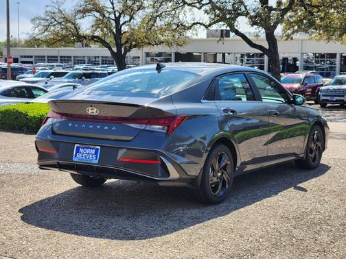 2026 Hyundai ELANTRA Sport