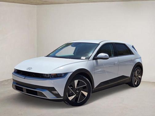 2025 Hyundai IONIQ 5 SE